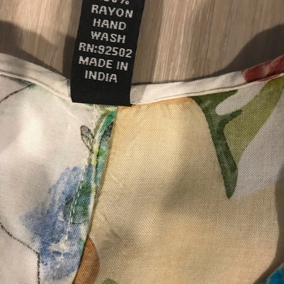 NWT.  S/M Sacred Threads Blouse.  218135. CL/GR - Picture 4 of 6